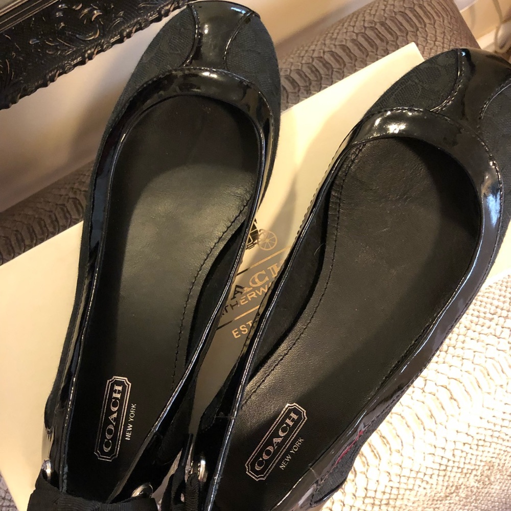 Reagan patent and classic print coach ballet flats